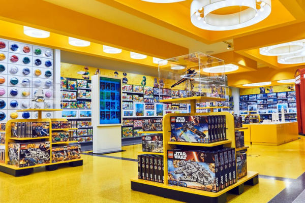 The very first Irish LEGO store is opening up on Grafton Street this summer
