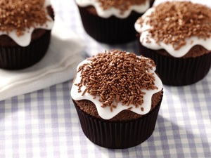 Chocolate peppermint cream cupcakes
