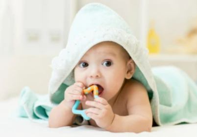 What to expect when your baby first starts teething: a timeline