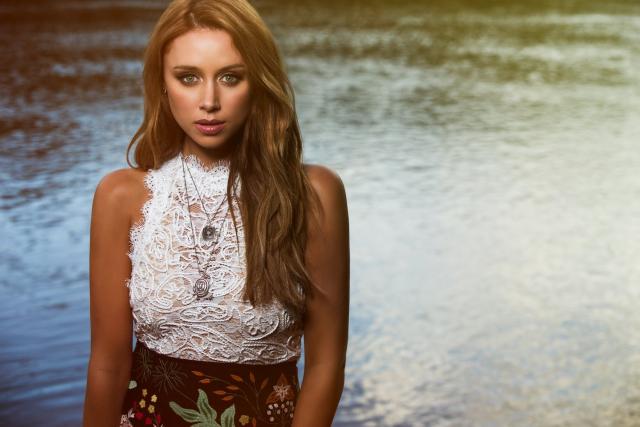 Una Healy enjoys staycation with kids in her stunning home.