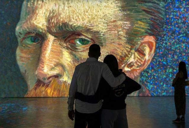 Immersive Van Gogh & Immersive Yoga RDS both offer flash discounts this weekend 
