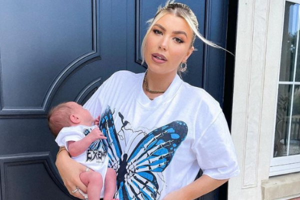 Love Island star Olivia Bowen returns to work & shares reality of bringing newborn with her