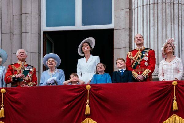 Kensington Palace confirms which school the Cambridge children will attend this year
