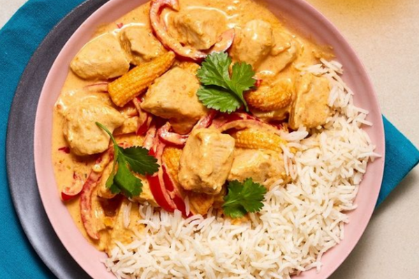 Mid-week meals: This thai red chicken curry will please all the family!