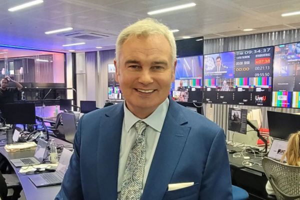Eamonn Holmes fractures shoulder after falling downstairs weeks after spinal surgery