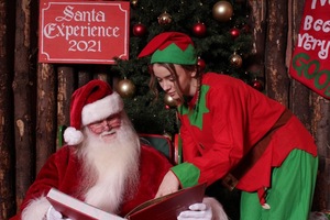 Win a family pass to the Santa Experience AND €100 Dunnes Stores voucher
