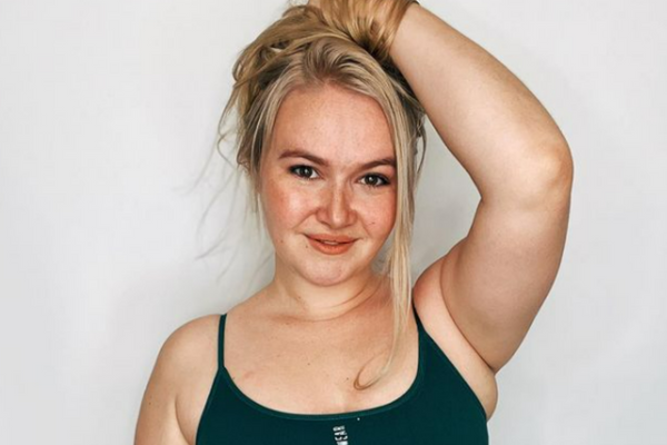EastEnders star Melissa Suffield reveals her 'belly overhang' in