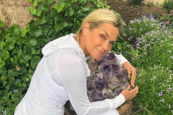 Yolanda Hadid thanks late mum for bringing her into the world to…