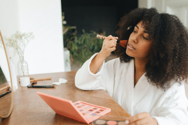Our top hacks on how to keep your makeup looking flawless throughout a concert