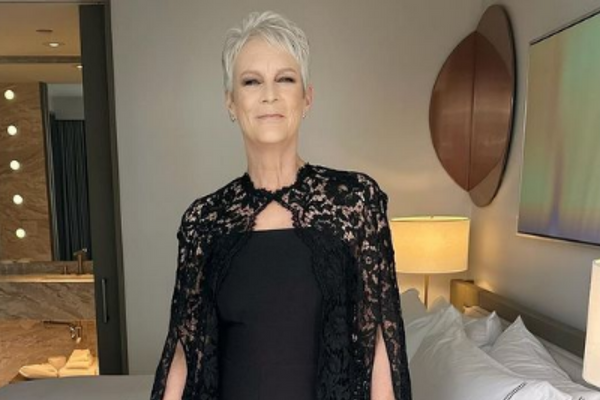 Jamie Lee Curtis reveals meaningful way she honoured late parents at SAG Awards