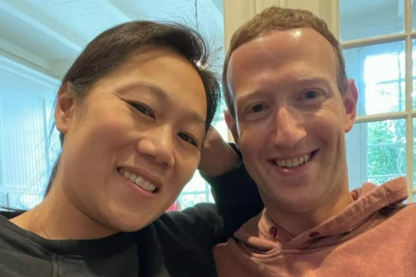 Pics: Facebook’s Mark Zuckerberg & wife Priscilla announce birth of third child