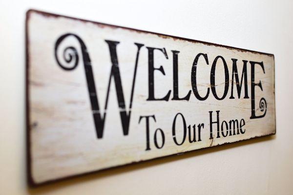 Moving house? We have the ultimate list of everything you need for your new place! 
