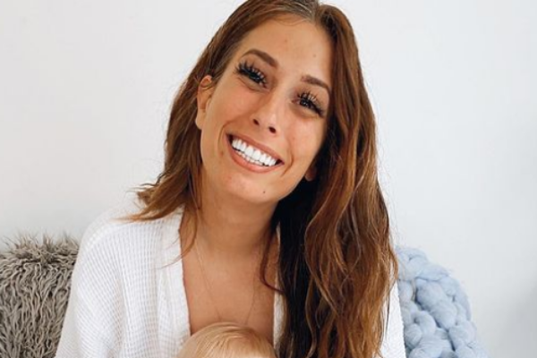 Stacey Solomon fans applaud the mum-of-five for new candid beach photos 