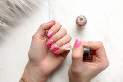 Celebrity manicurist Michelle Class shares top tips for healthy & beautiful nails 