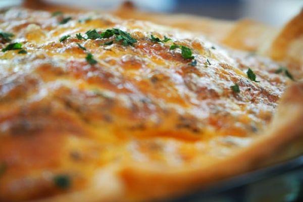 Treat yourself this Friday lunchtime to this delicious sweet potato crust quiche