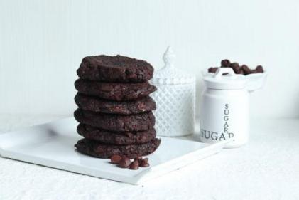 These flourless double chocolate almond cookies are absolutely delicious!