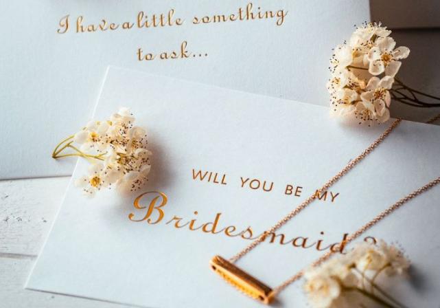 Impress your wedding party with warm, individualized gifts to commemorate your day