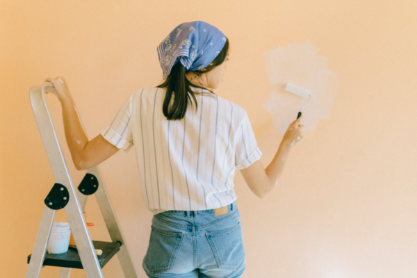 Fleetwood Paints’ Upcycling Kit is the perfect gift for any creative loved ones