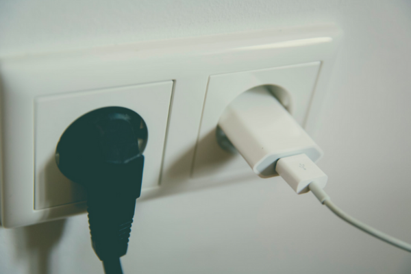 Holidaymakers warned of ‘serious issues’ with over 7,000 travel adapters