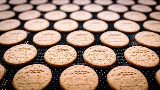 90% of Irish surveyed feel guilty taking breaks - its time to bring back the biscuit break!