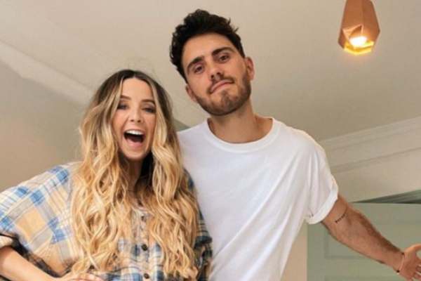 YouTubers Zoe Sugg & Alfie Deyes reveal they’re engaged as they await birth of baby no.2