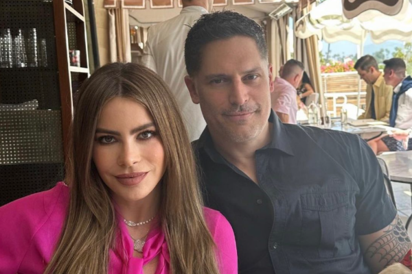 Modern Family’s Sofia Vergara & husband Joe divorcing after 7 years of marriage