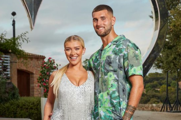 Love Island stars Molly & Zach open up about wanting to start a family 