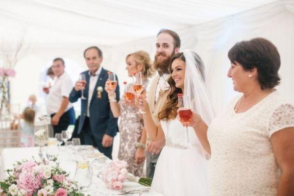 Wedding Day Etiquette: Irish public weigh in on wedding dos and donts