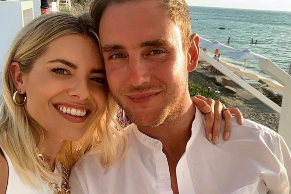 Mollie King shares insight into seaside holiday with fiancé Stuart & daughter Annabella