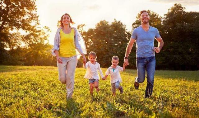 Research reveals that 40% of parents find it difficult to schedule quality family time