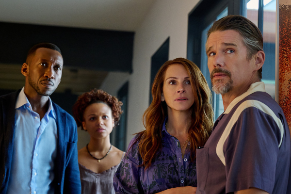 Netflix unveils trailer & release date for new thriller starring Julia Roberts