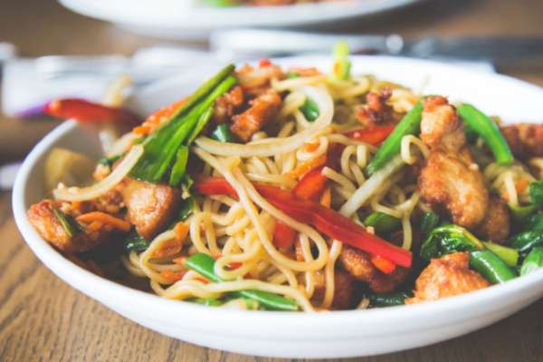 Sesame chicken chow mein: The fakeaway recipe you need to try this evening!