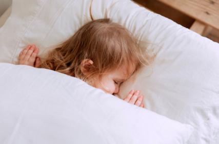 Are you struggling with your child only going to sleep for one parent?