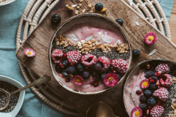 Smoothie bowls: A tasty & healthy way to start your morning 