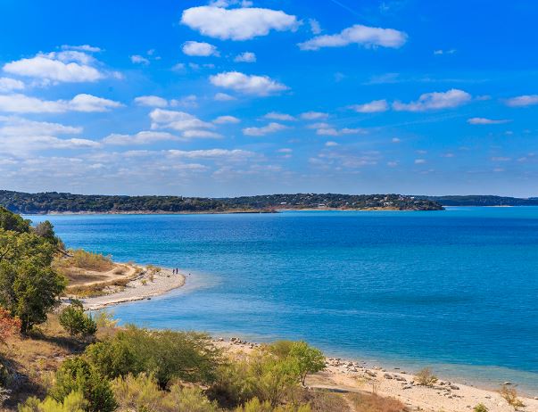 Lakeside escapes: unwinding along the shores of Canyon Lake
