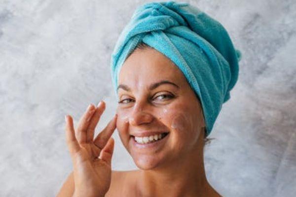 Caring for dehydrated skin: Is the slugging trend the answer to locking in moisture? 