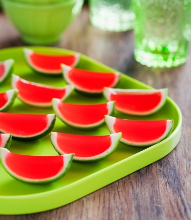 Watermelon jelly slices