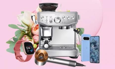 WIN! A €100 gift card for Currys to treat your mam to tech this Mother’s Day!