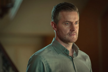 ITV unveil first look images for new Richard Armitage plane thriller Red Eye