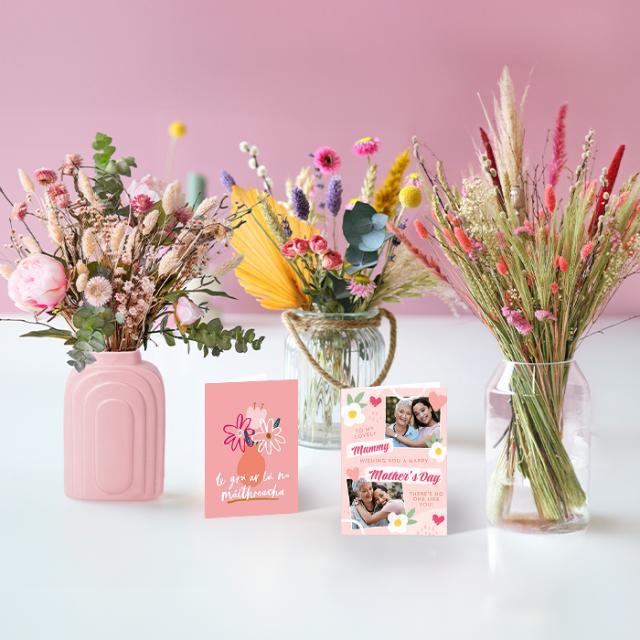 Let your love for Mum bloom this Mother’s Day with Moonpig’s dried flower collection