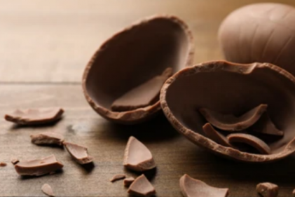 Easter Eggs for days! Here are 4 fun ways of using up that leftover Easter chocolate