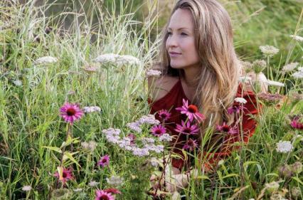 Award-winning designer Leonie Cornelius creates Óir - the Zarbee’s Garden for Bloom 2024