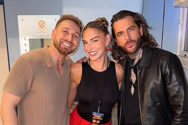 Zara McDermott reacts as friend Pete Wicks announced as part of Strictly lineup