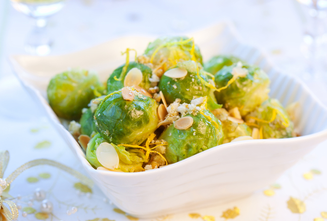 Brussels sprouts with flaked almonds and lemon zest