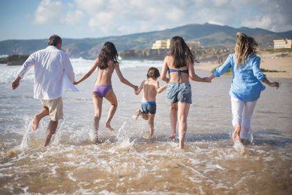 Top Family-Friendly Destinations for Travel Parents in 2024