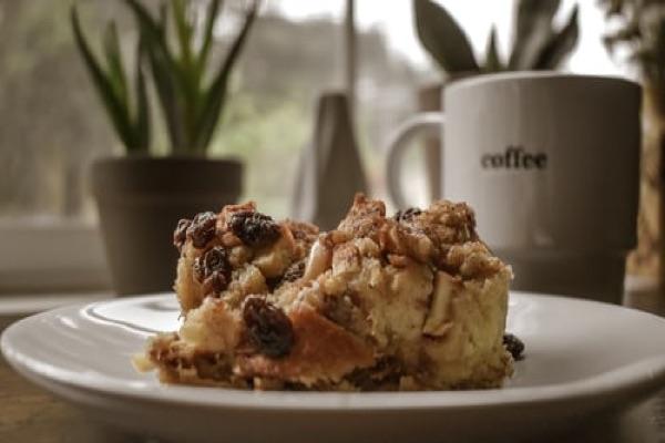 Warming, spiced and easy to make! Apple cinnamon bread recipe