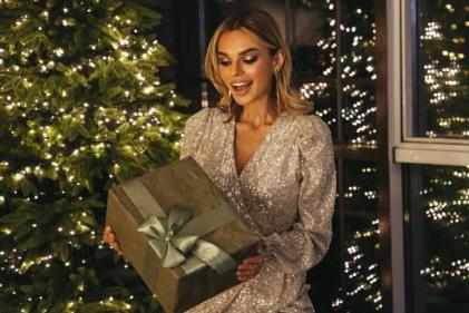 50+ top trending luxury gifts for her 2024 that are worth the investment this Christmas