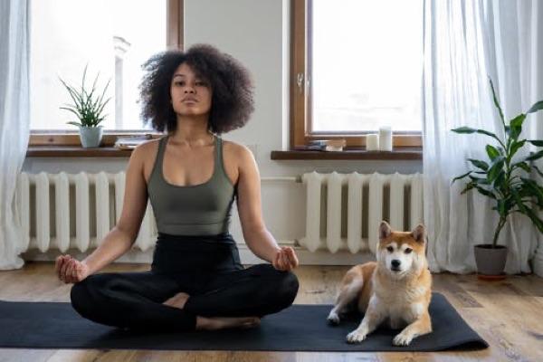 4 simple yoga poses to relieve desk-related tension and boost your energy 