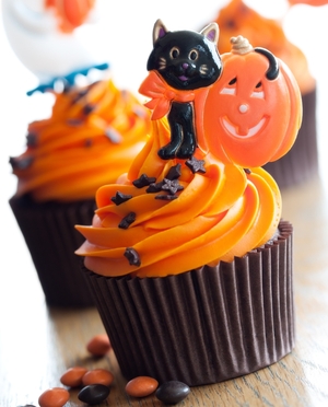 Chocolate and orange halloween cupcakes
