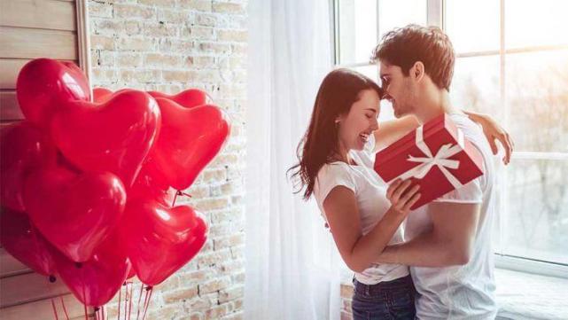 Is Ireland a vanilla nation? Lidl’s bakery candles spark a cosy Valentine’s debate